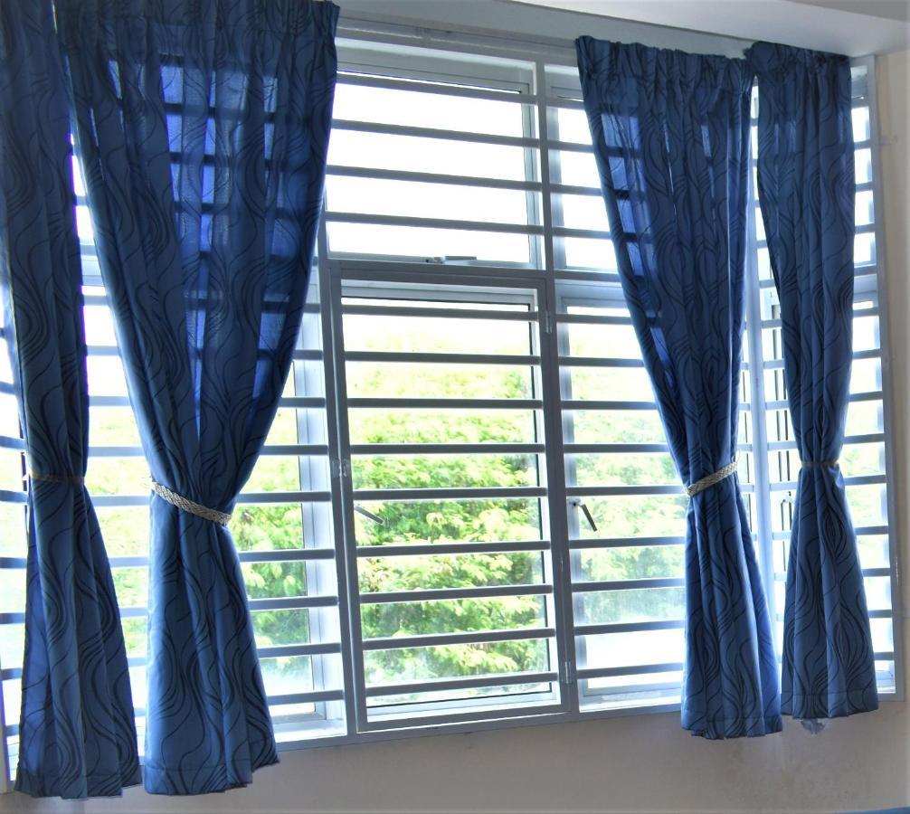 Purnama Homestay At Oceanview Resort Port Dickson Exteriör bild